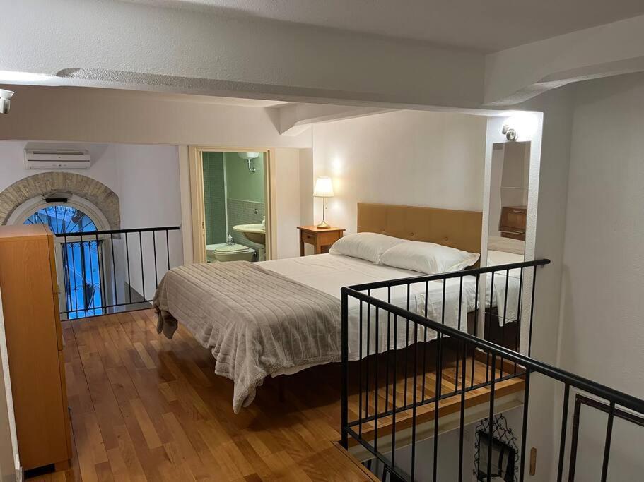 شقة Casa Vacanza Al Bastione Di Saint Remy كالياري المظهر الخارجي الصورة