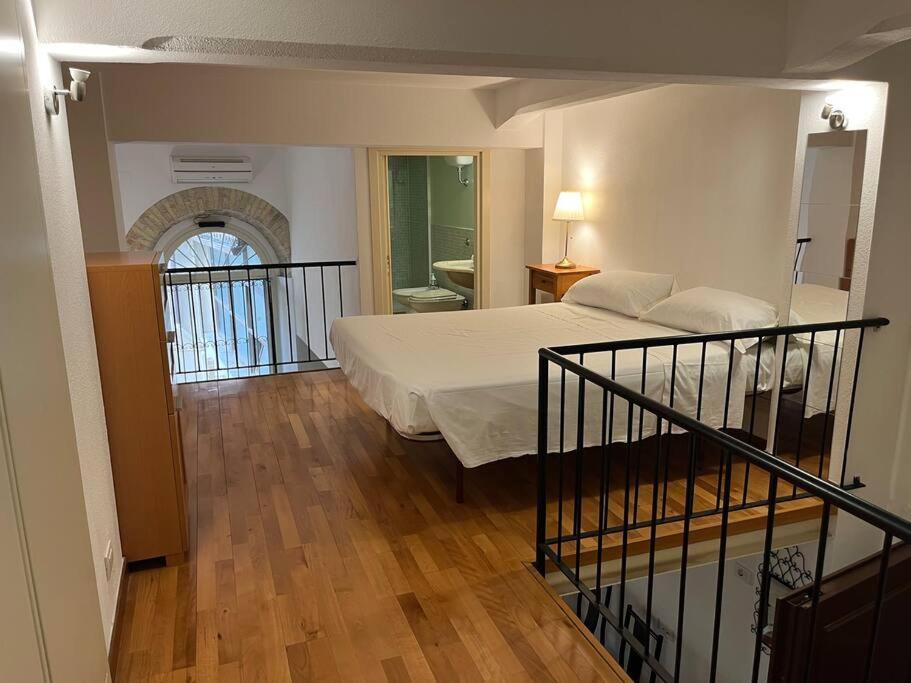 شقة Casa Vacanza Al Bastione Di Saint Remy كالياري المظهر الخارجي الصورة